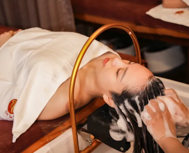 Gội Đầu Dưỡng Sinh Tại Chị Em Spa  Bí Quyết Chăm Sóc Sức Khỏe Toàn Diện Cho Chị Em Phụ Nữ